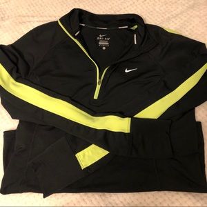 Nike Dri-Fit Quarter Zip sweatshirt